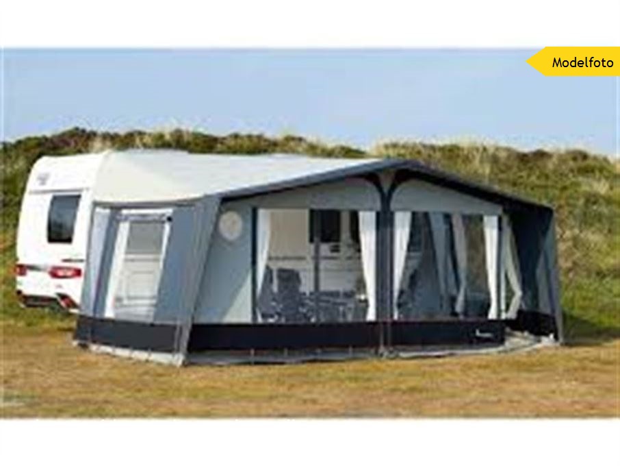 Isabella Commodore North